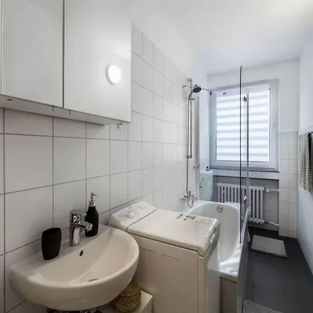 Modern Fully And High Quality Nyaraló *